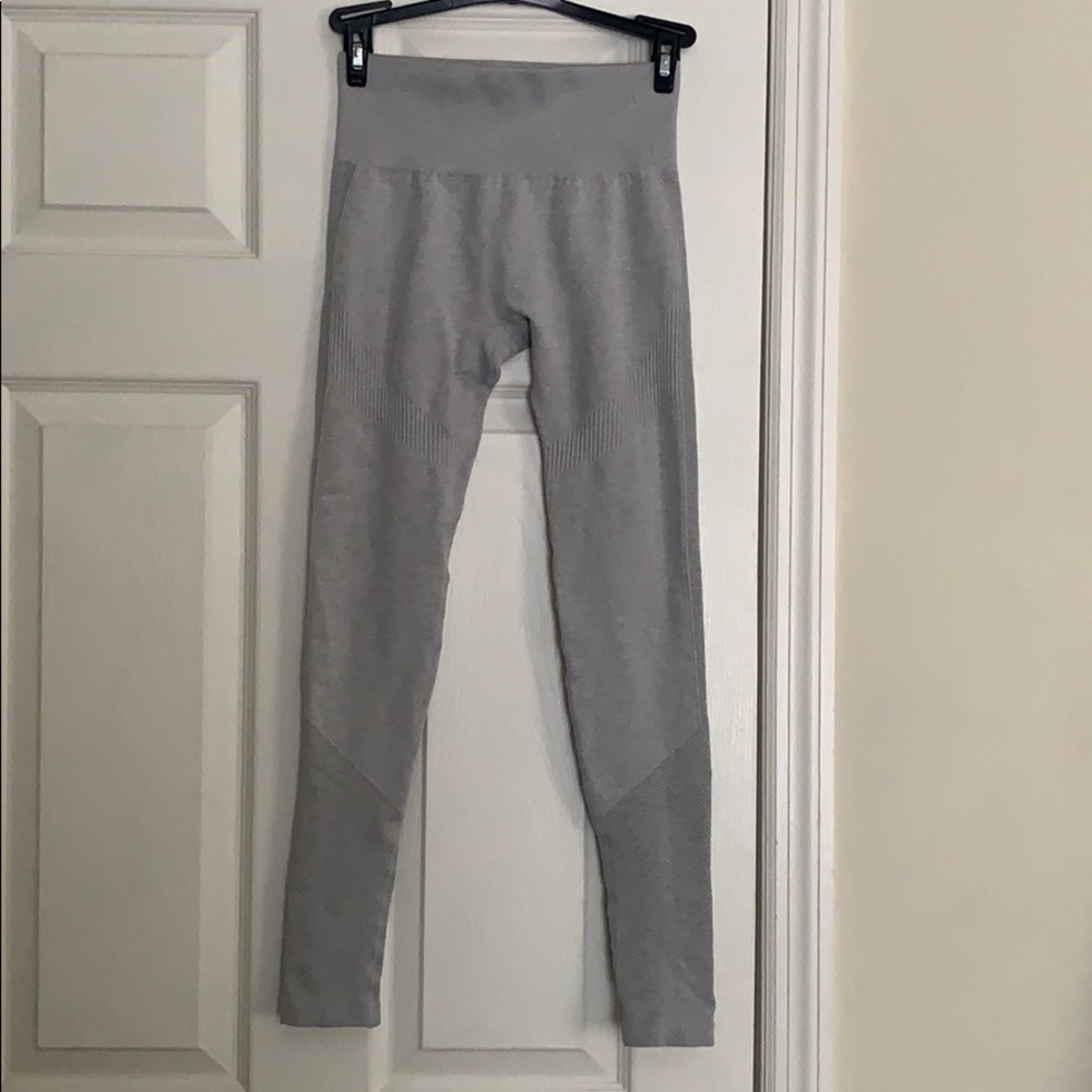 light gray Kora leggings